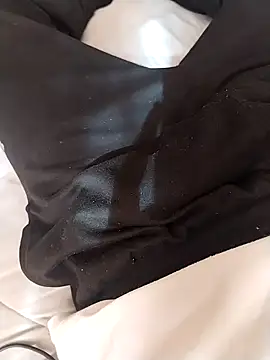 Snapshot of Yordivil1 chatting on 27, 11, 2025 Yordivil1 online show from 27, 11, 2025