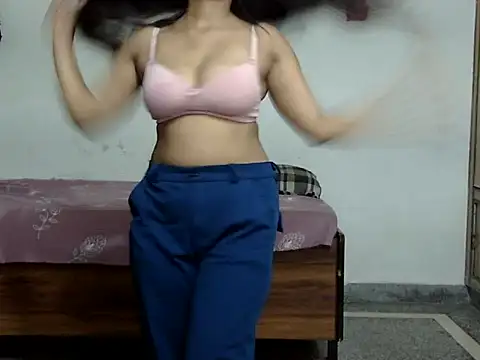 cute rohani1 online show from 7, 7, 2026