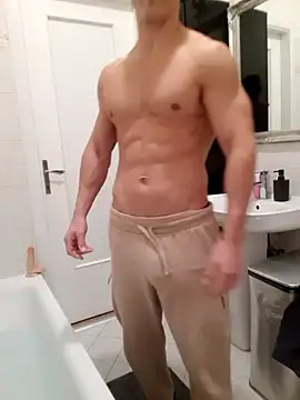 Snapshot of Galanti chatting on 1, 12, 2025 Galanti online show from 1, 12, 2025