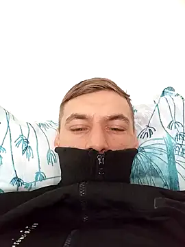 Snapshot of Madix1997 chatting on 1, 12, 2025 Madix1997 online show from 1, 12, 2025