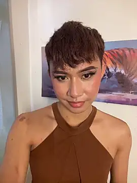 asiantwink0000 online show from 13, 4, 2026