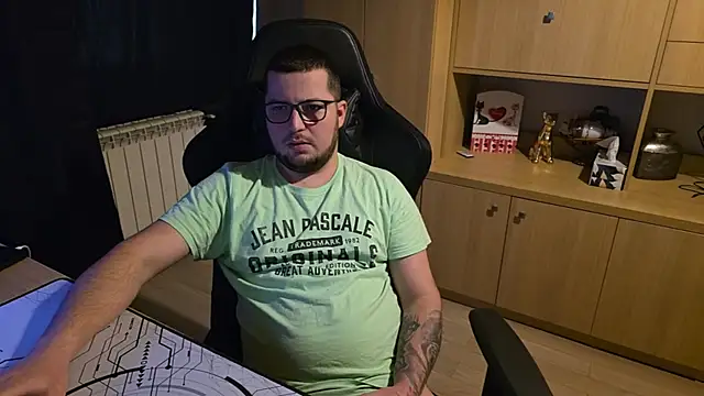 Snapshot of kevinnlovelly chatting on 9, 2, 2026 kevinnlovelly online show from 9, 2, 2026