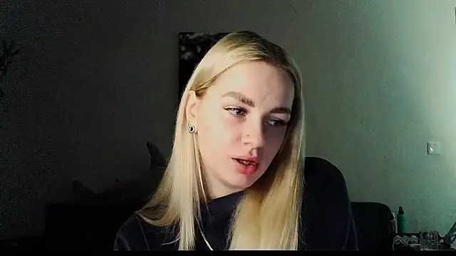 Snapshot of Whitehex666 chatting on 3, 12, 2025 Whitehex666 online show from 3, 12, 2025