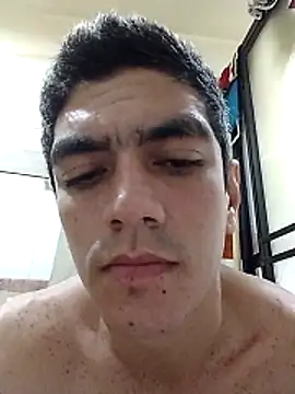 Snapshot of ch00per_bello chatting on 28, 11, 2025 ch00per bello online show from 28, 11, 2025