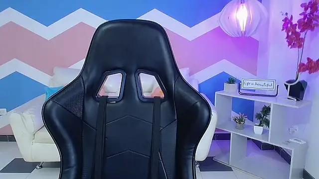 Snapshot of zahira1 chatting on 16, 2, 2026 zahira1 online show from 16, 2, 2026