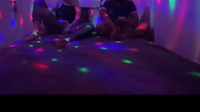 lifeisstrange12 online show from 27, 11, 2025