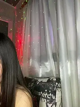 Snapshot of MonikaSi chatting on 19, 4, 2026 MonikaSi online show from 19, 4, 2026