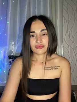 Snapshot of MonikaSi chatting on 11, 5, 2026 MonikaSi online show from 11, 5, 2026