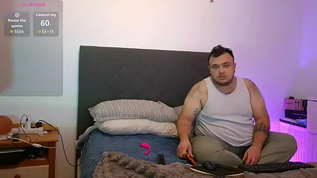 fevyforeverbear online show from 30, 11, 2025