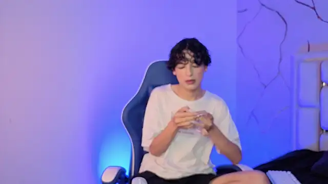 SthepanodiMonaco online show from 31, 3, 2026