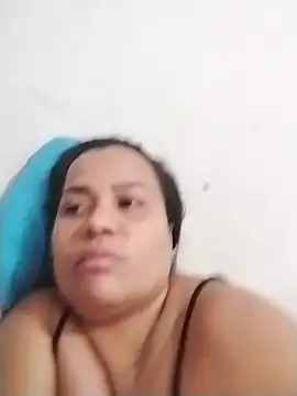 Snapshot of Cristileth chatting on 29, 11, 2025 Cristileth online show from 29, 11, 2025