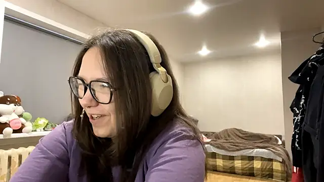 KerriMcbreen online show from 20, 12, 2025