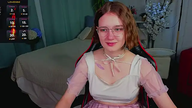 Mia Mooore online show from 3, 3, 2026