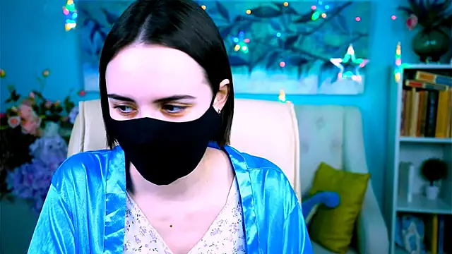 KateWillows online show from 26, 3, 2026