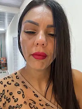 SofhiaTaylor online show from 15, 12, 2025