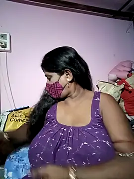 Snapshot of me-pari-hu chatting on 20, 4, 2026 me-pari-hu online show from 20, 4, 2026