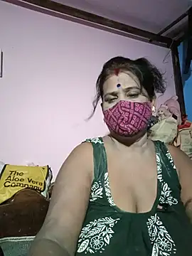 Snapshot of me-pari-hu chatting on 23, 5, 2026 me-pari-hu online show from 23, 5, 2026
