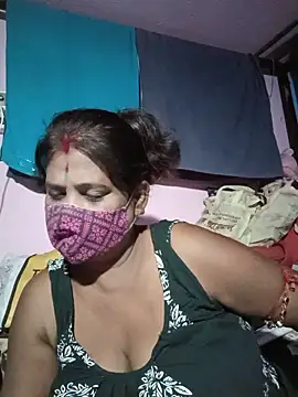 Snapshot of me-pari-hu chatting on 25, 5, 2026 me-pari-hu online show from 25, 5, 2026