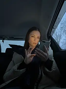 ZaraHill online show from 10, 1, 2026