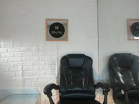 Snapshot of Brianna_Cute chatting on 1, 12, 2025 Brianna Cute online show from 1, 12, 2025