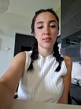 Ramonaline online show from 18, 5, 2026