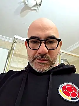 Aresal84 online show from 5, 12, 2025