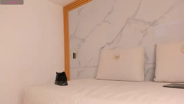 ayla velt online show from 15, 4, 2026