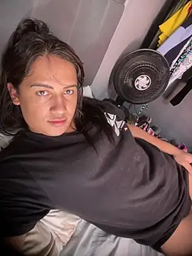 larysinha online show from 14, 4, 2026