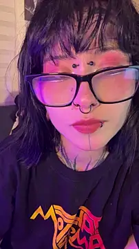 Snapshot of AryRousse chatting on 20, 12, 2025 AryRousse online show from 20, 12, 2025