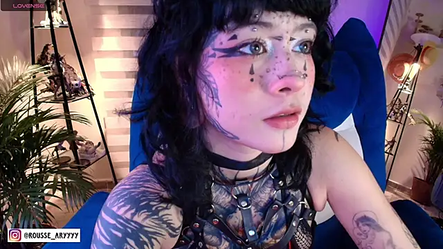 Snapshot of AryRousse chatting on 17, 6, 2026 AryRousse online show from 17, 6, 2026