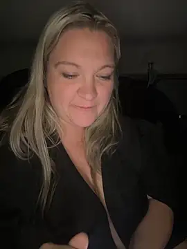 BustyGoddess6969 online show from 2, 12, 2025