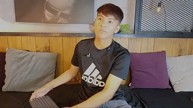 isaac grimm online show from 12, 3, 2026