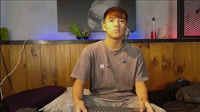 isaac grimm online show from 15, 3, 2026