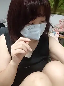 miniiceyya online show from 2, 4, 2026