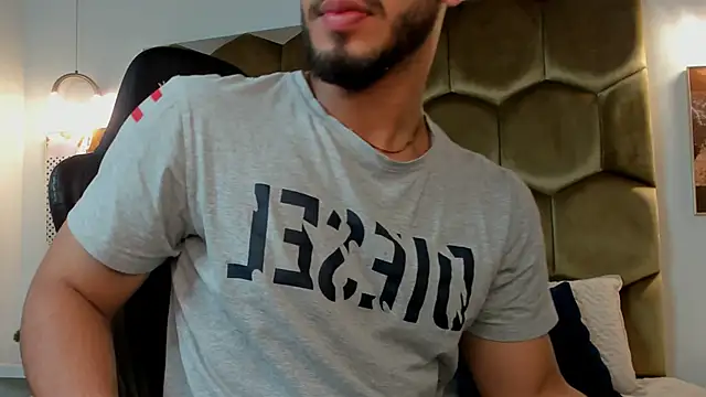 Franco banderas online show from 16, 2, 2026