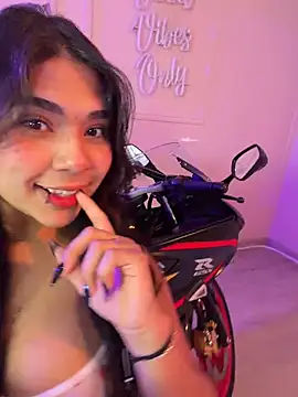 Snapshot of Mylarossi chatting on 24, 5, 2026 Mylarossi online show from 24, 5, 2026