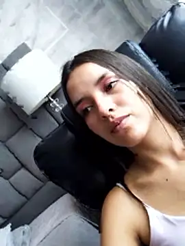 Cherrybombs  online show from 8, 1, 2026