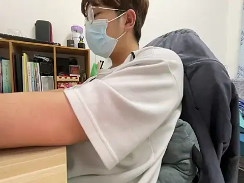 hiiiizzzz online show from 15, 2, 2026