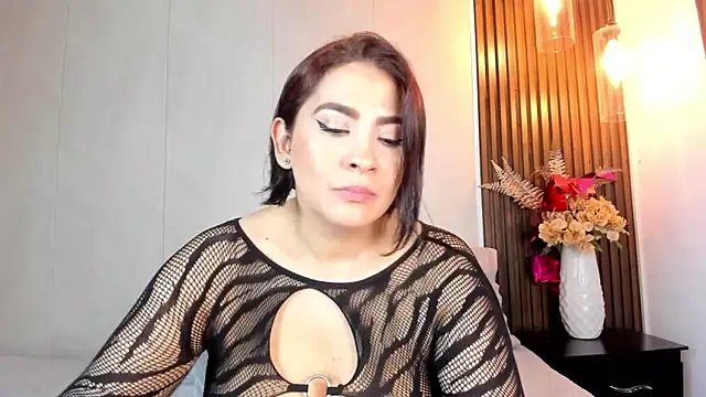 Snapshot of Meggan_Moree chatting on 2, 5, 2026 Meggan Moree online show from 2, 5, 2026
