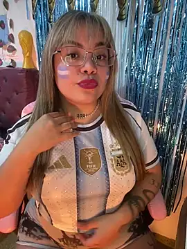 Snapshot of Lindalatina2001 chatting on 23, 6, 2026 Lindalatina2001 online show from 23, 6, 2026
