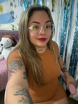 Snapshot of Lindalatina2001 chatting on 9, 7, 2026 Lindalatina2001 online show from 9, 7, 2026