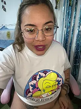 Snapshot of Lindalatina2001 chatting on 18, 7, 2026 Lindalatina2001 online show from 18, 7, 2026