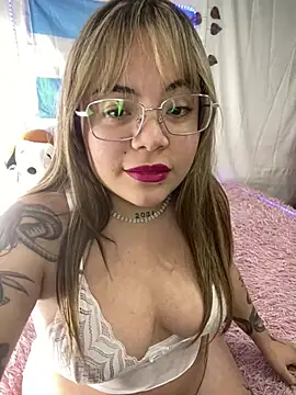 Snapshot of Lindalatina2001 chatting on 21, 7, 2026 Lindalatina2001 online show from 21, 7, 2026