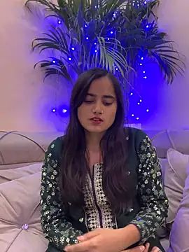 Snapshot of cute-kh chatting on 1, 12, 2025 cute-kh online show from 1, 12, 2025