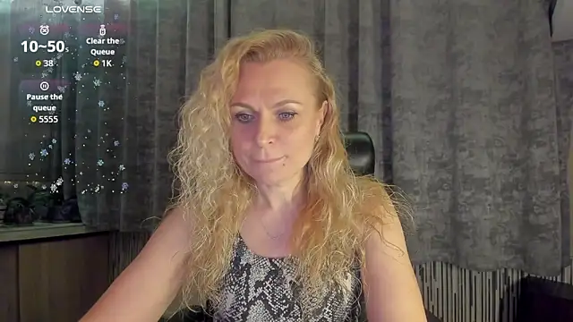 LanaLight x online show from 3, 3, 2026