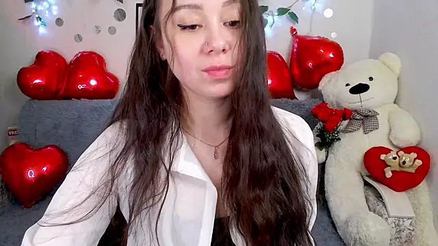 Snapshot of AlinaEleven chatting on 27, 4, 2026 AlinaEleven online show from 27, 4, 2026
