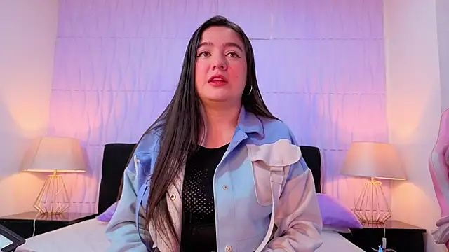 Snapshot of Valeria_Dean chatting on 3, 12, 2025 Valeria Dean online show from 3, 12, 2025