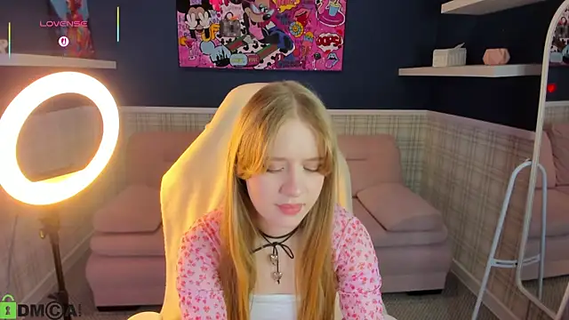 Victori Fox online show from 18, 4, 2026