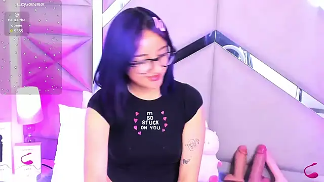 Dreammy Kitty online show from 6, 4, 2026