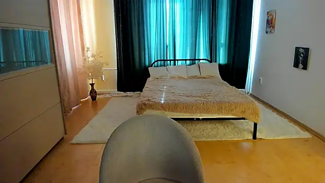 KrisDoeil online show from 20, 4, 2026